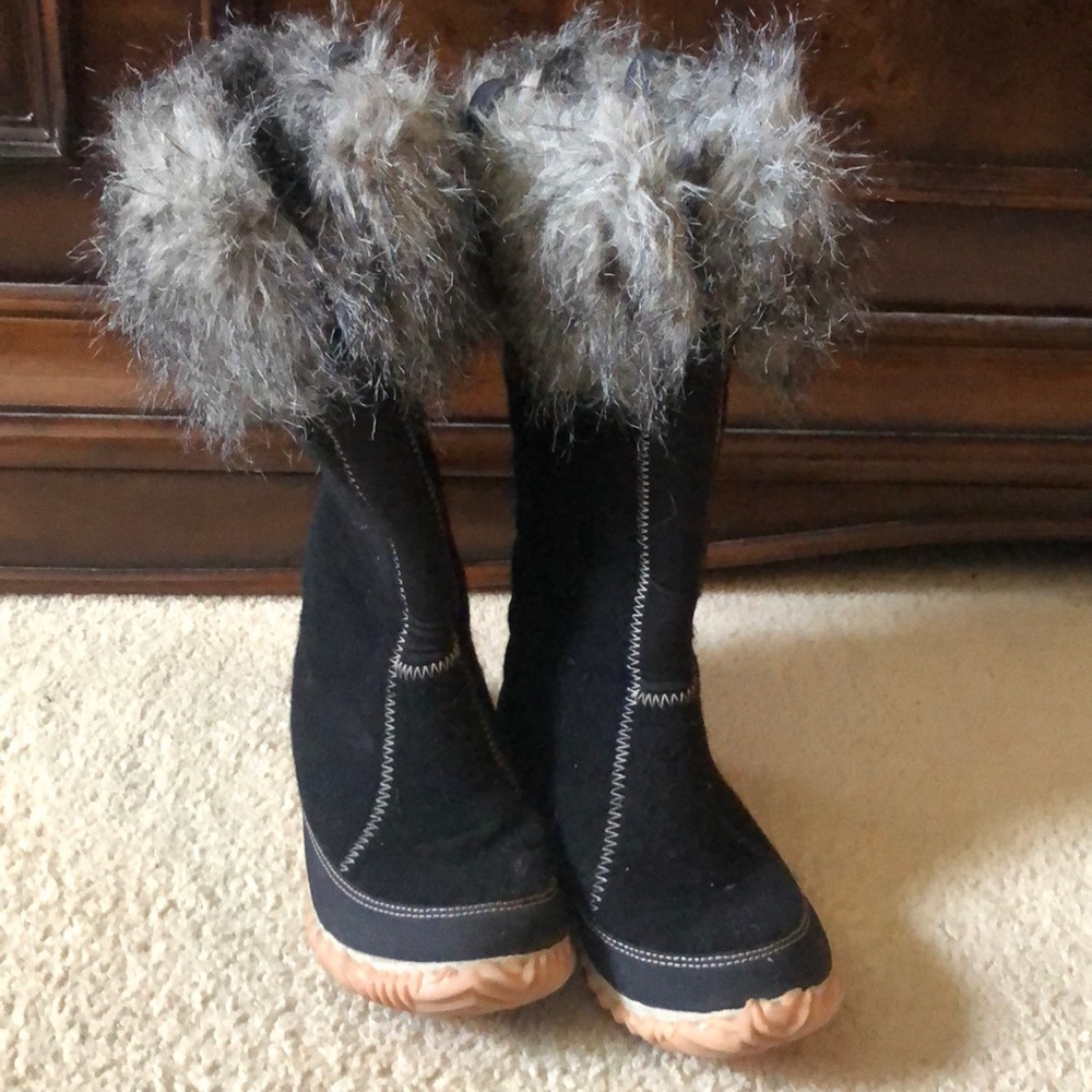 COPY - SOREL boot called Cozy Cate   Boot.